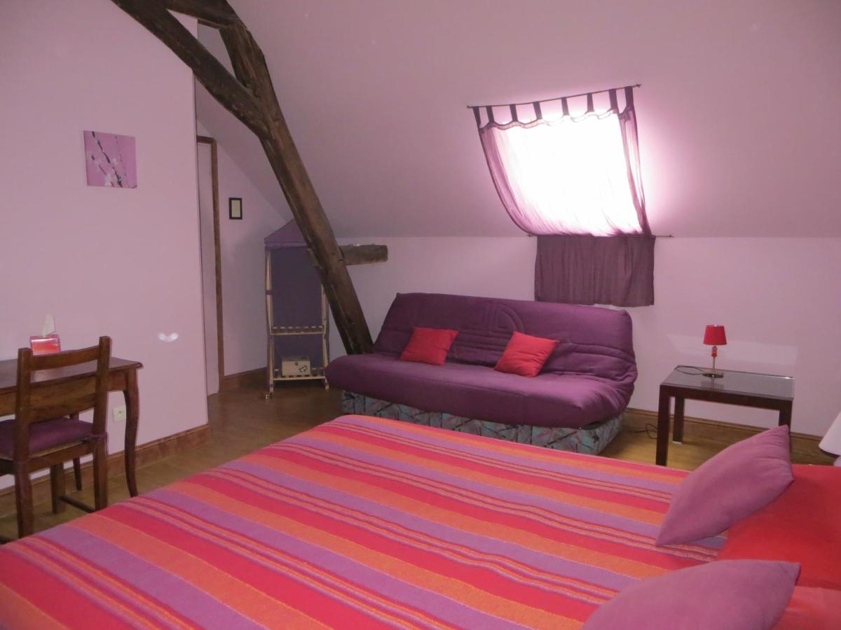 La Ferme De L'Isle Et Sa Roulotte Bed & Breakfast Avaray Exterior photo
